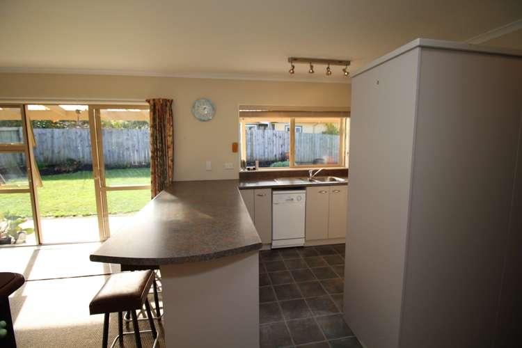 5 Russell Street Marton_16