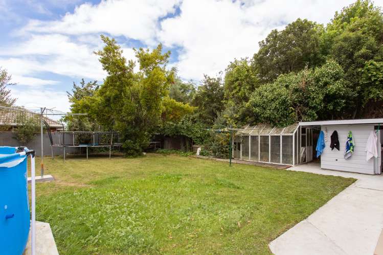 43 Banks Avenue Dallington_22