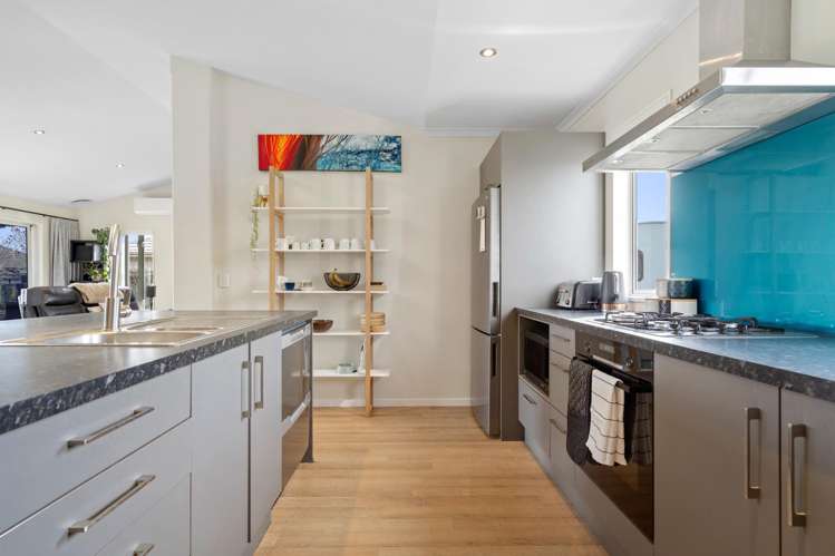 74 Templemore Drive Richmond_5