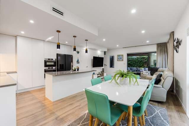 8 Windlass Street Long Bay_2