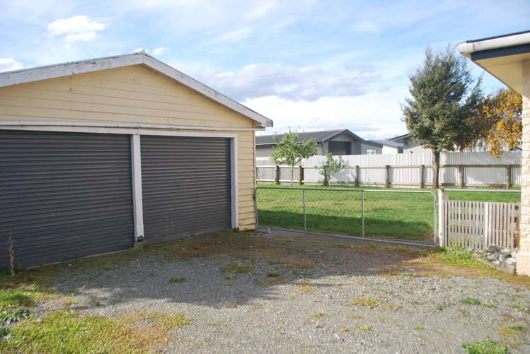 33 Moana Crescent Te Anau_18