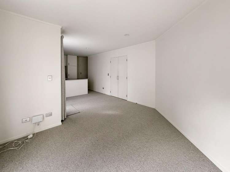 47/3 Wagener Place Mount Albert_2