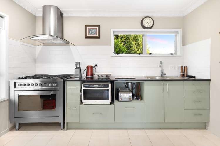 16 Langford Place Dairy Flat_18