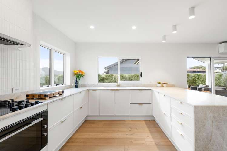 17 Pohutukawa Drive Eskdale_7