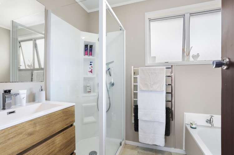 61 Forest Hill Road Henderson_8