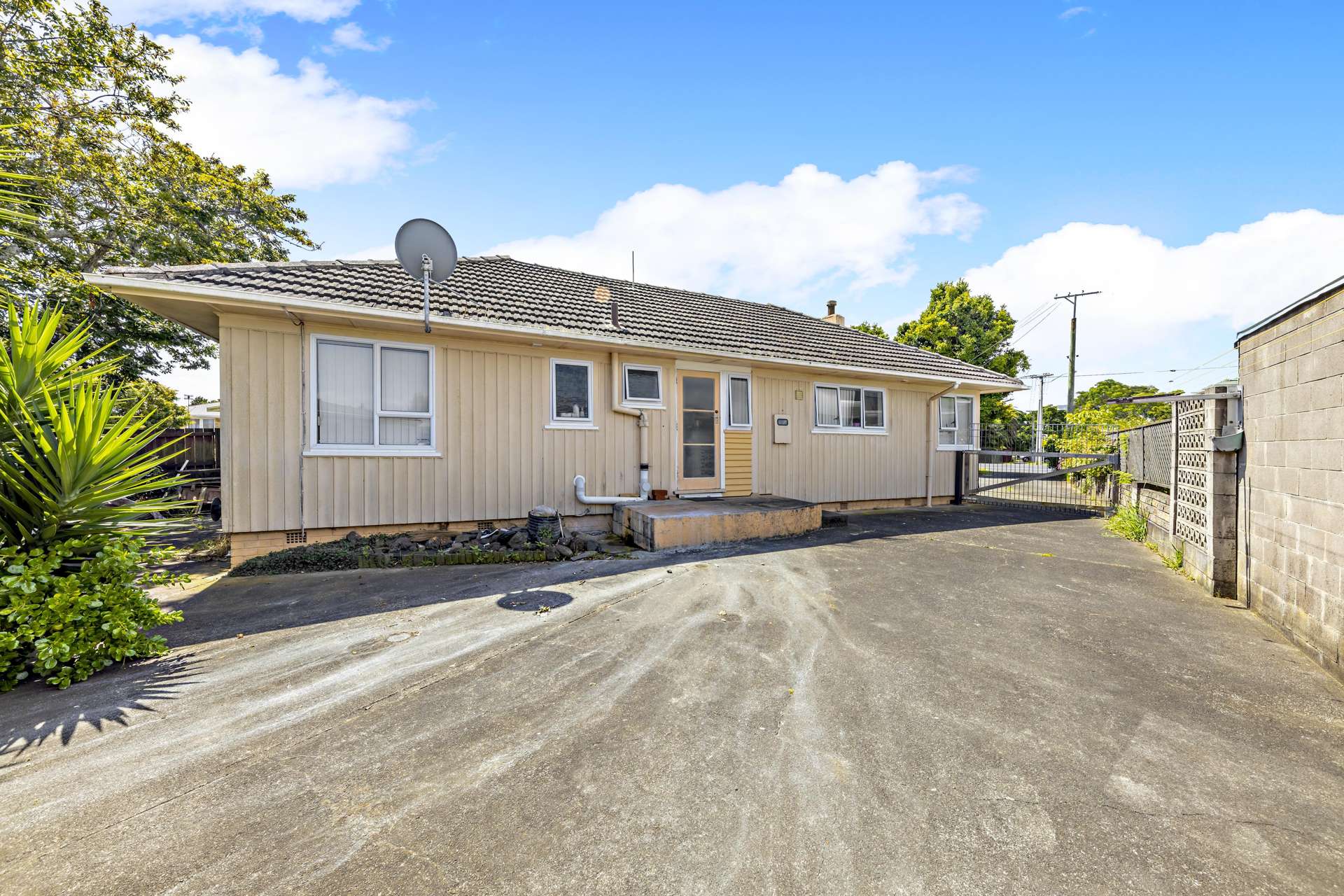 140 Russell Road Manurewa_0