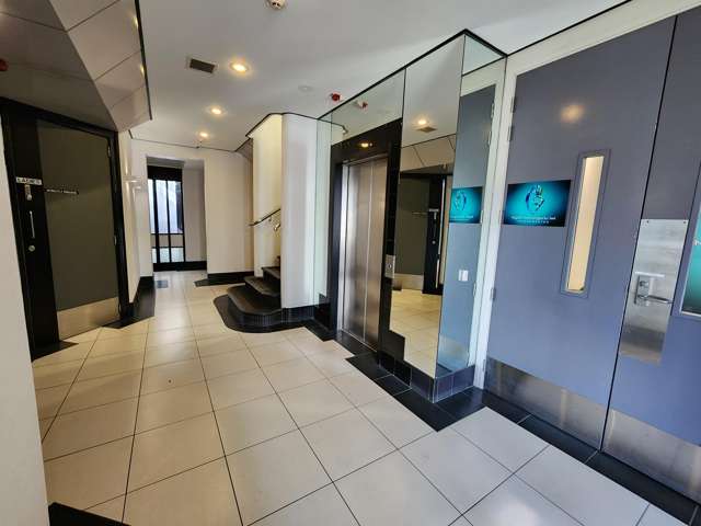 12/18-26 Bower Street Napier South_1