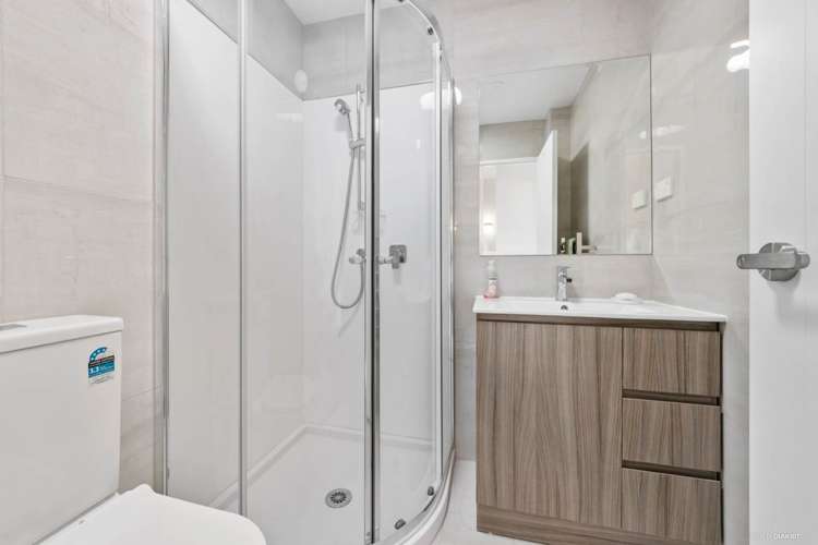 2/46 Te Kanawa Crescent Henderson_6