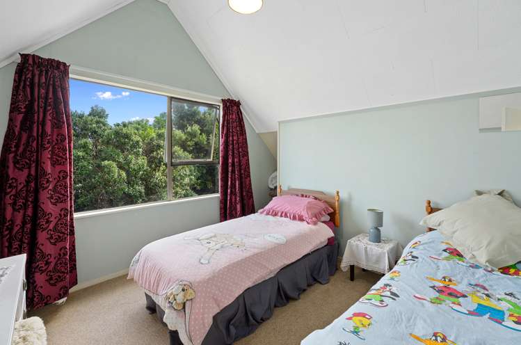 5 Oratia Street Waikanae Beach_10