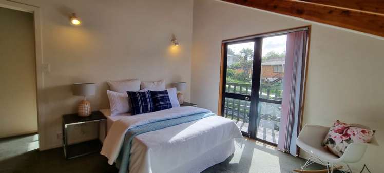 2/6 Eugenia Rise Totara Heights_9