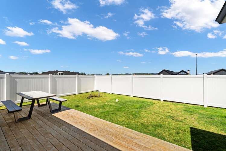 115 Kaurinui Crescent One Tree Point_25