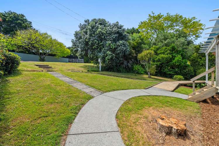 142 Ocean View Road Oneroa_16