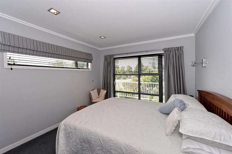 2 Lucy Murcott Place Stoke_18