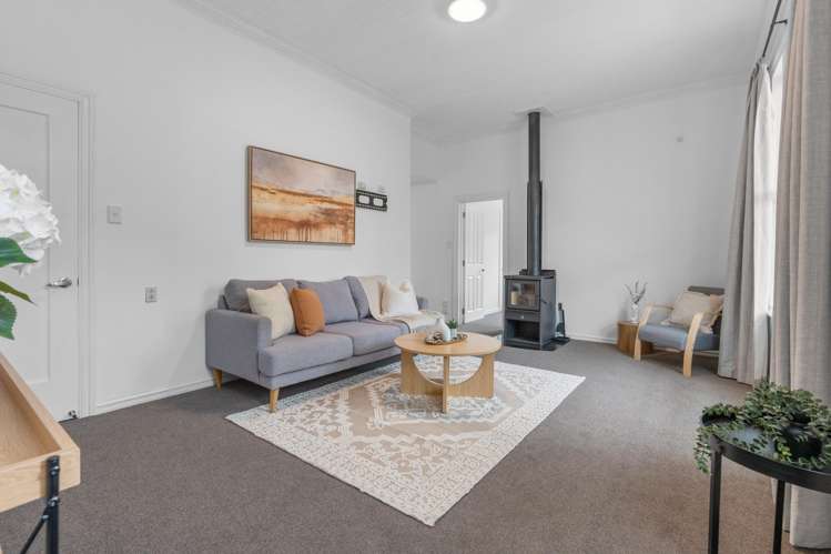 20 Montrose Street North East Valley_12