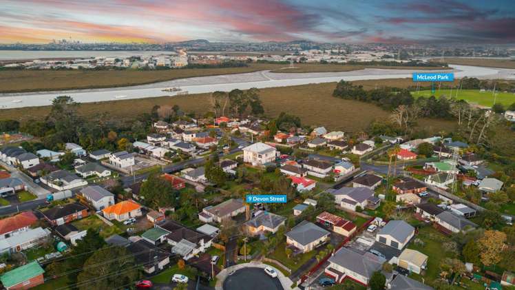9 Devon Street Te Atatu South_27