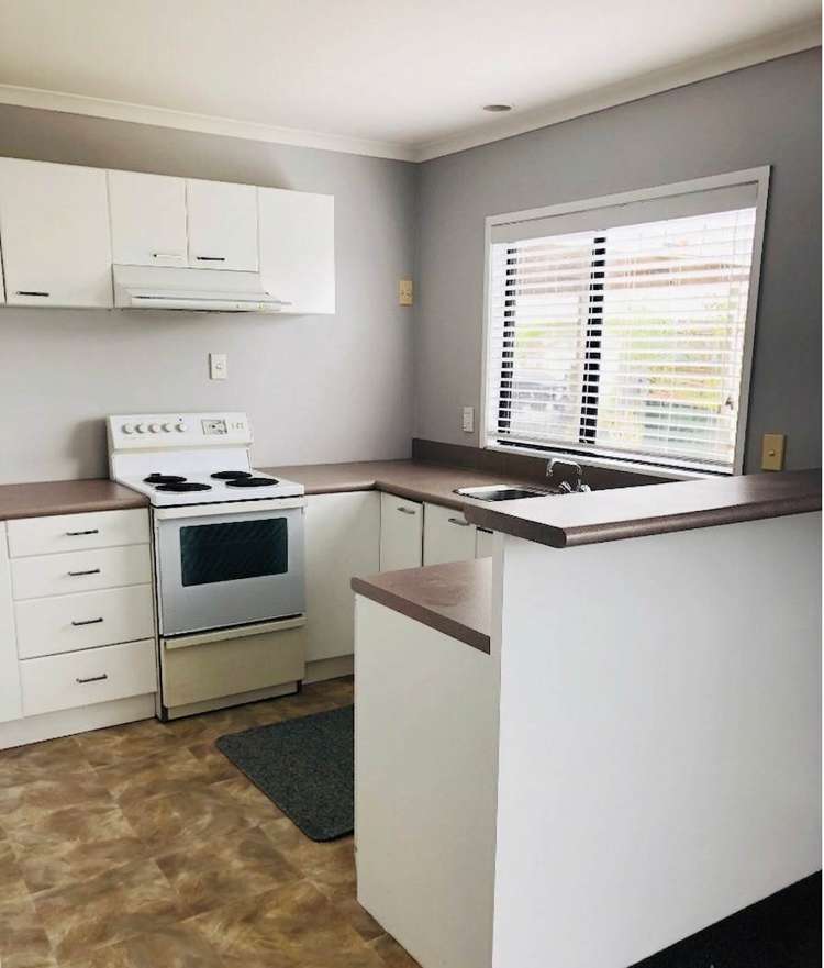 8A John Road Stanmore Bay_1