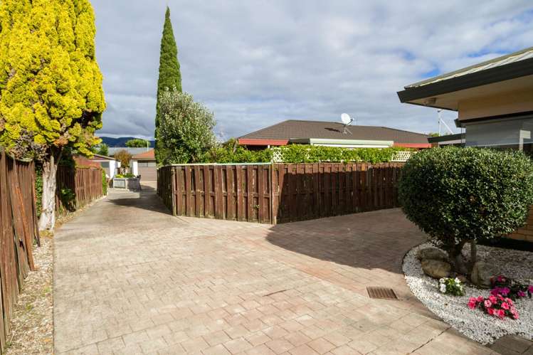 2/7 Penton Way Tahunanui_24