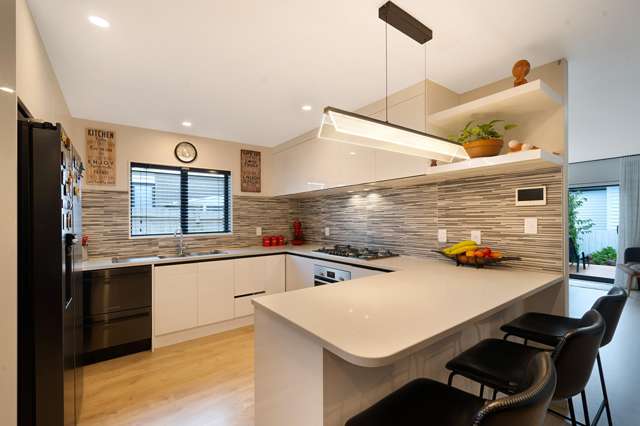 84 Connaught Street Blockhouse Bay_4