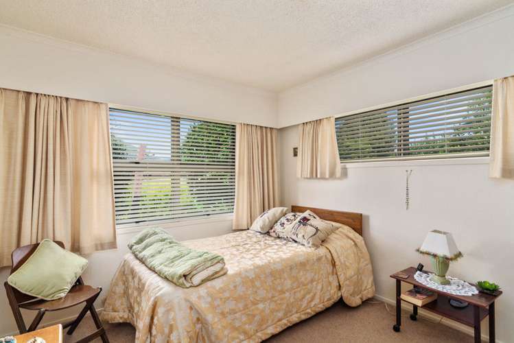 2b Kowhai Street Glenholme_9