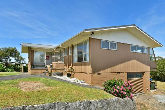 113 Roberts Road Matakatia_2