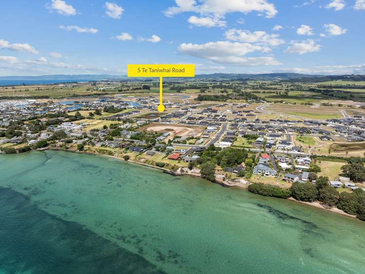 5 Te Taniwha Road One Tree Point_2