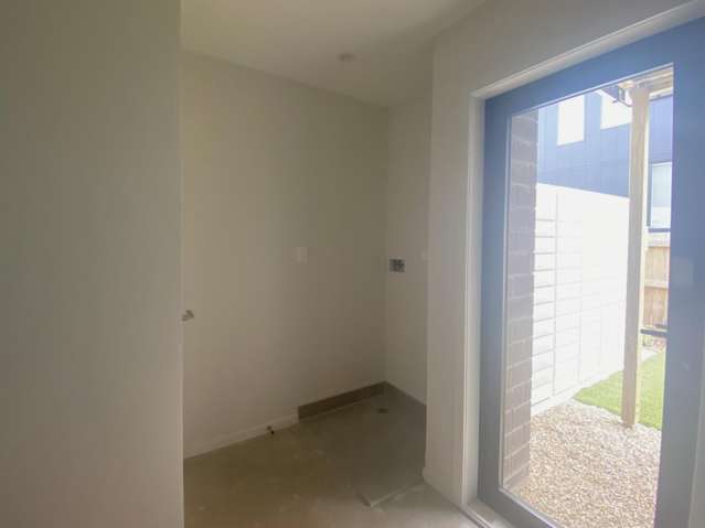 8/3234 Great North Road 1732_3