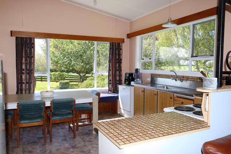 520 Lower Duthie Road Matapu_5