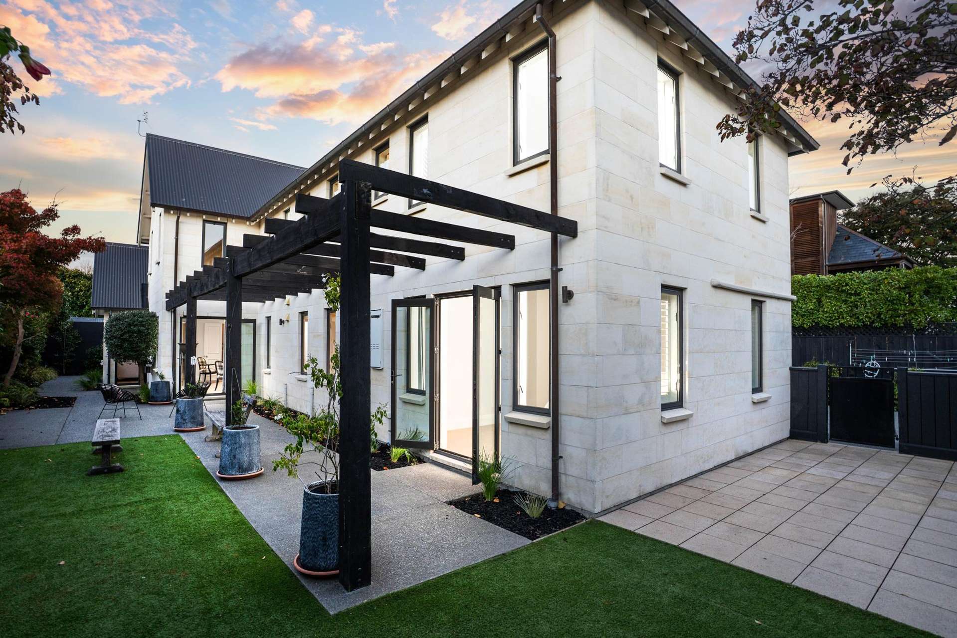 5 Merivale Lane Merivale_0
