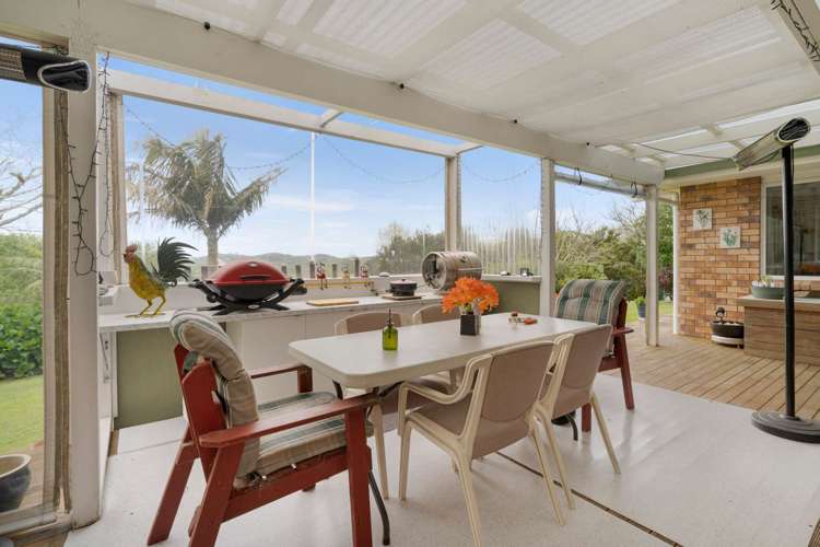 11 Te Pahi River Drive Paparoa_27