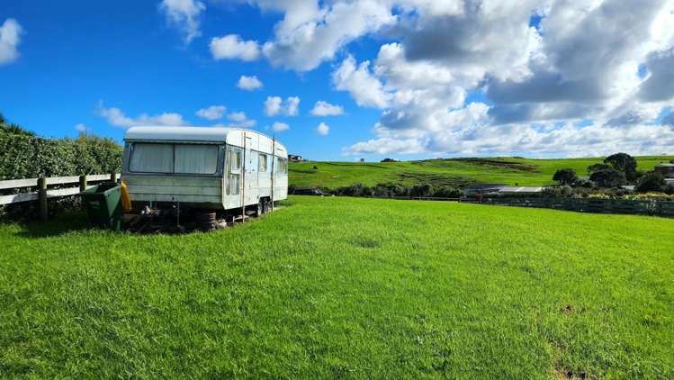 8 Allan Road Awhitu_8