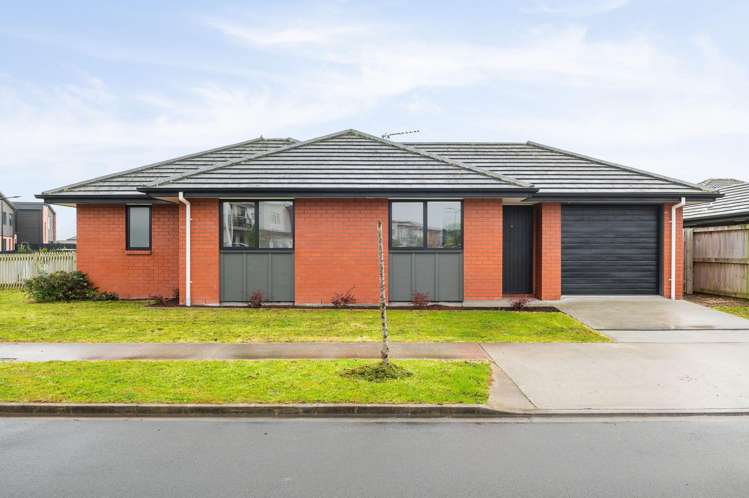 18 Haddonstone Avenue Rototuna North_0