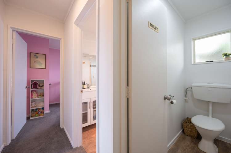 13 Saint Anne Place Toi Toi_11