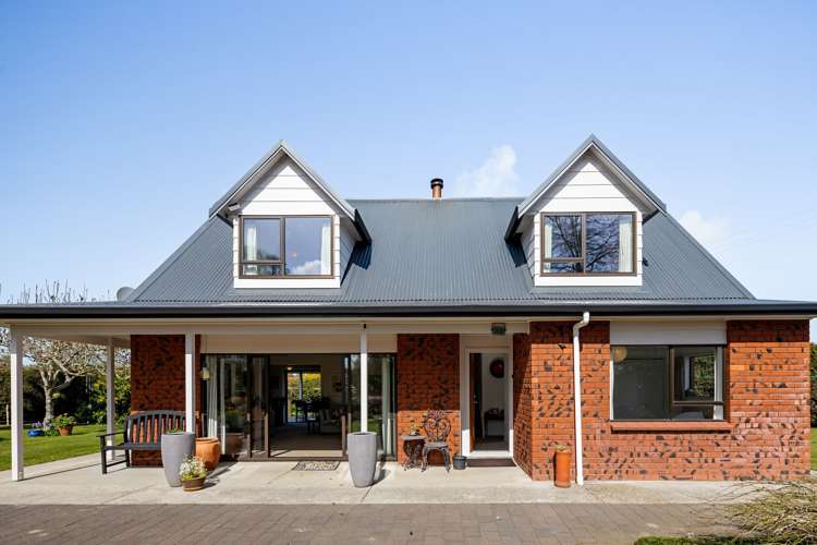 166 Racecourse Road Cambridge_6