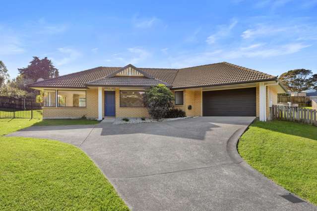 Vacant & Ready for Its New Owners to Make It Home