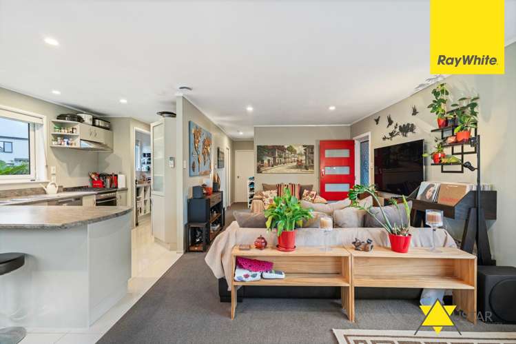 115 Vodanovich Road Te Atatu South_2