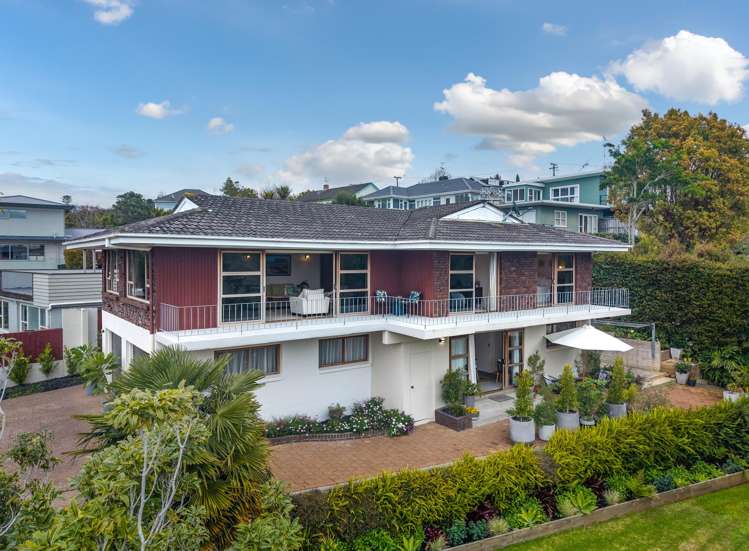 40 Glenfern Road Mellons Bay_1