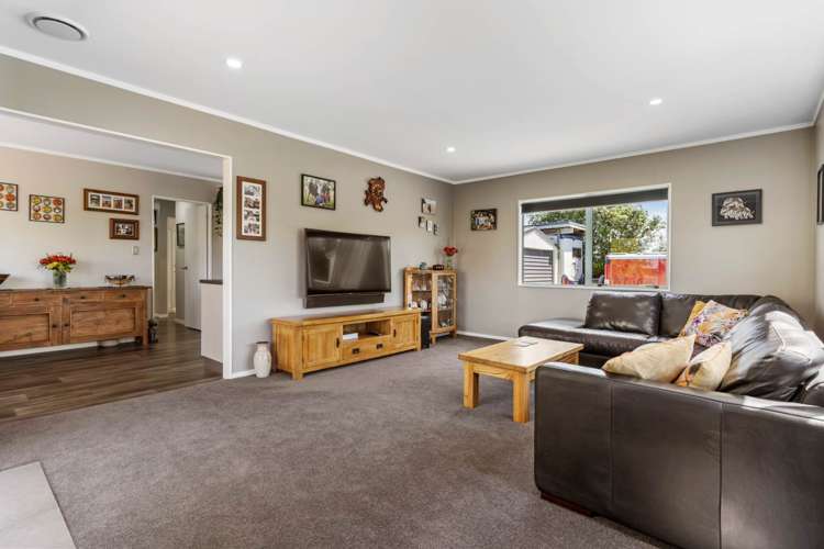 72 Westhead Road Pollok_15