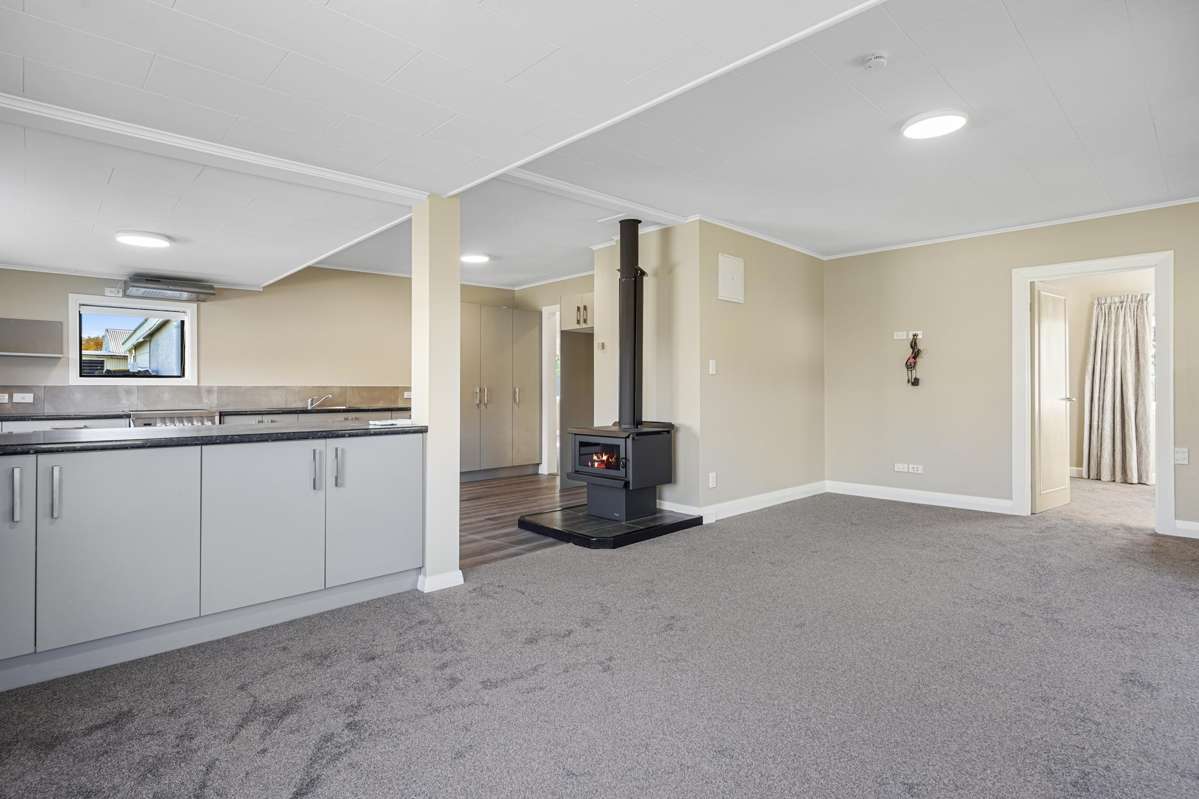 27 Hawkswood Street_1