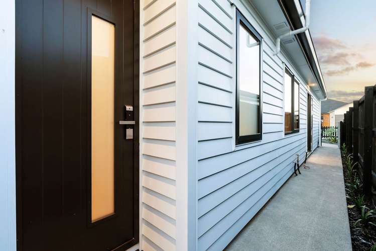 13 Tipu Crescent Wainui_11