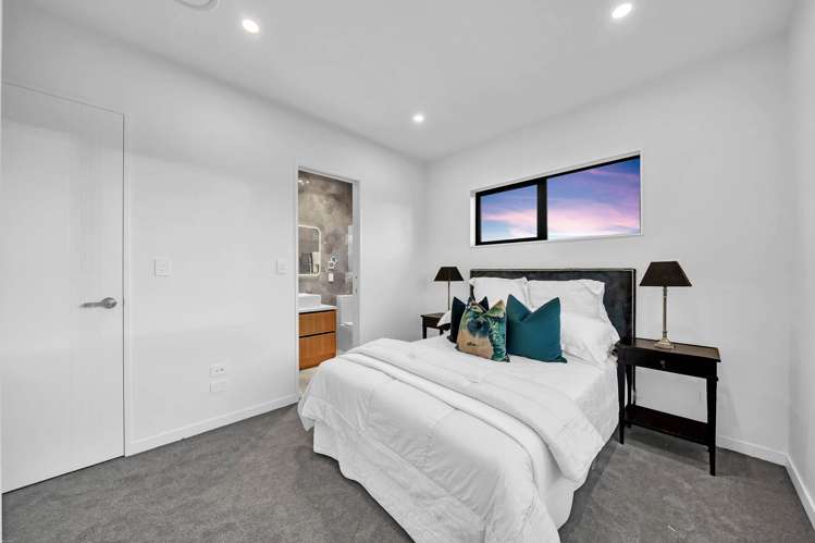 28 Korowhiti Road Clarks Beach_23