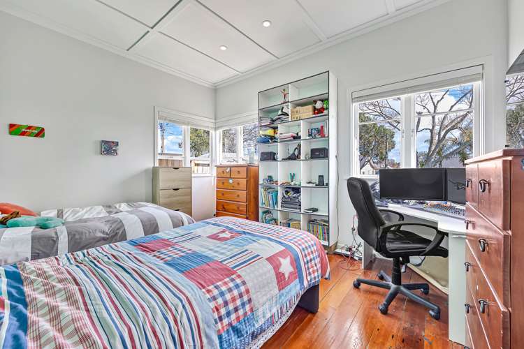 72 Fowlds Avenue Sandringham_13