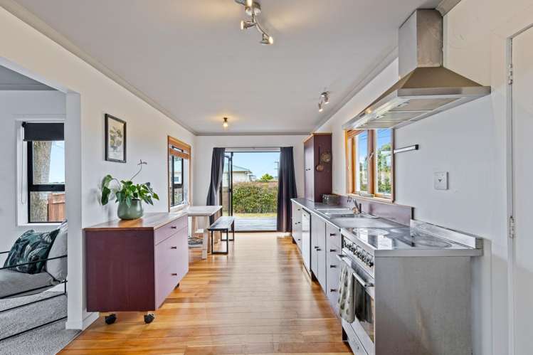 13 York Crescent Westown_7