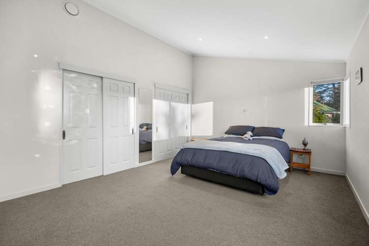 105 Waitakere Road Waitakere_22