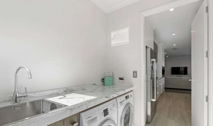 32 Sereno Vista Bellevue_11