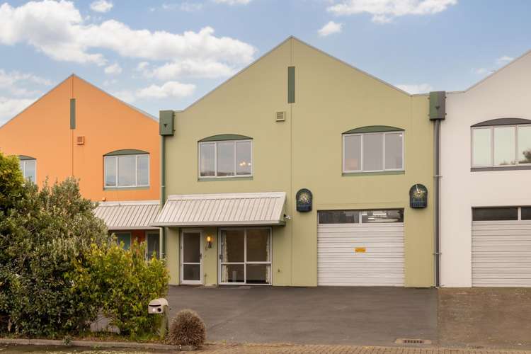 6 Thackers Quay Woolston_1