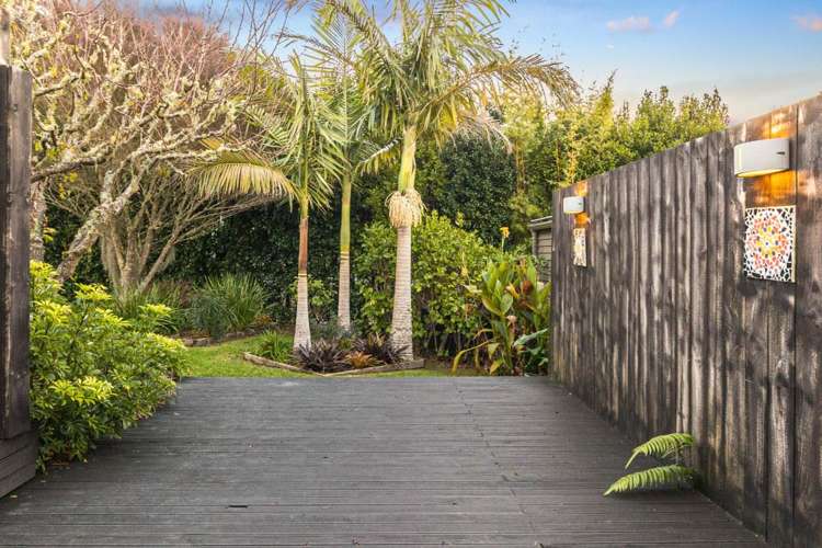 53 Okura River Road Okura_23