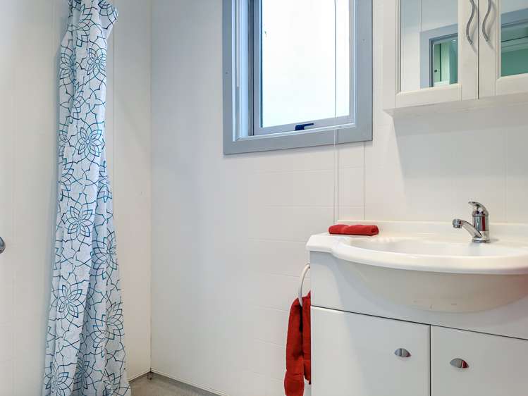 9 Maryburn Road Twizel_17