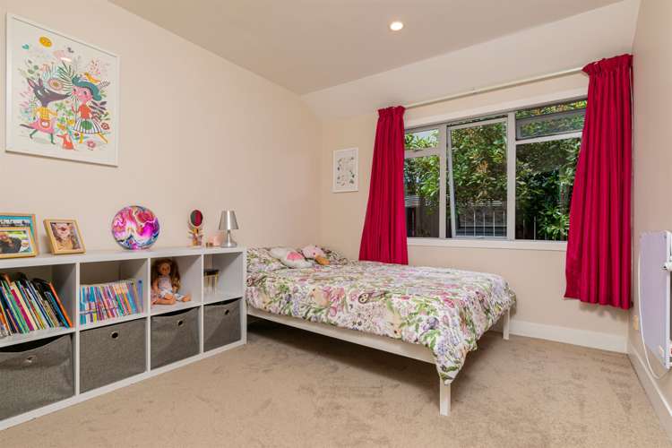 5 Steamer Place Greenhithe_12