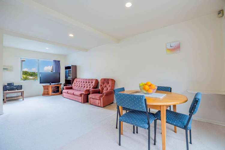 4/5 Kilham Avenue Northcote_5