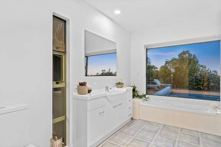 57 Esdaile Road Whakamarama_18